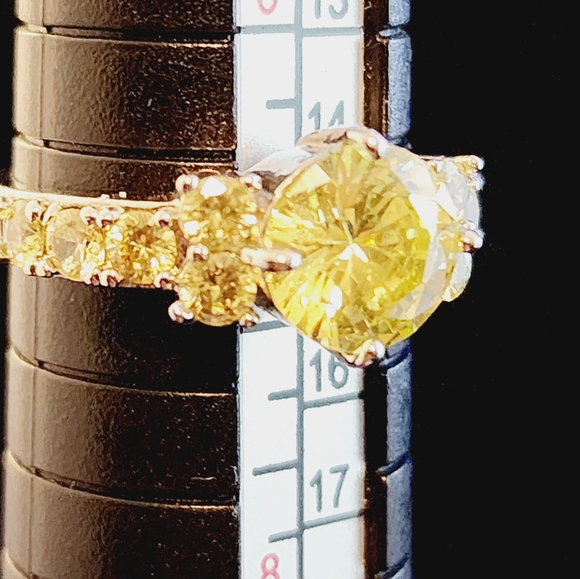 Round Cut Brilliant Faceted Yellow Gemstone 925 Sterling Silver Band Ring Sz 7 * - Picture 7 of 9